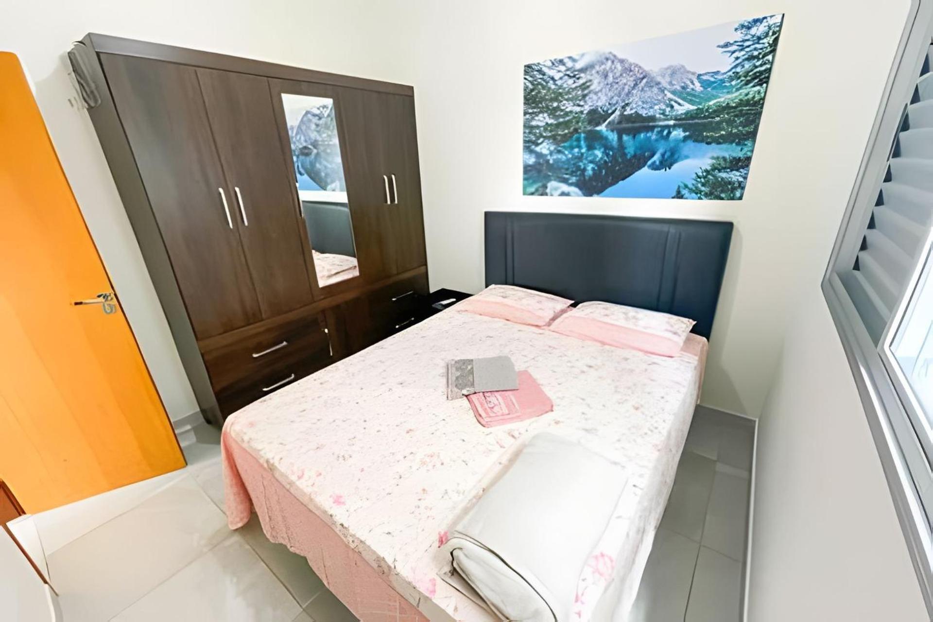 202- Apartamento De 2 Quartos Para Ate 5 Hospedes Patos de Minas Exterior foto